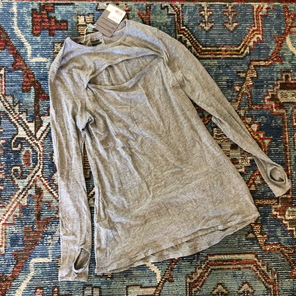 💖NWT💖 Gymshark Grey Cut Out Long Sleeve Top - Picture 5 of 6